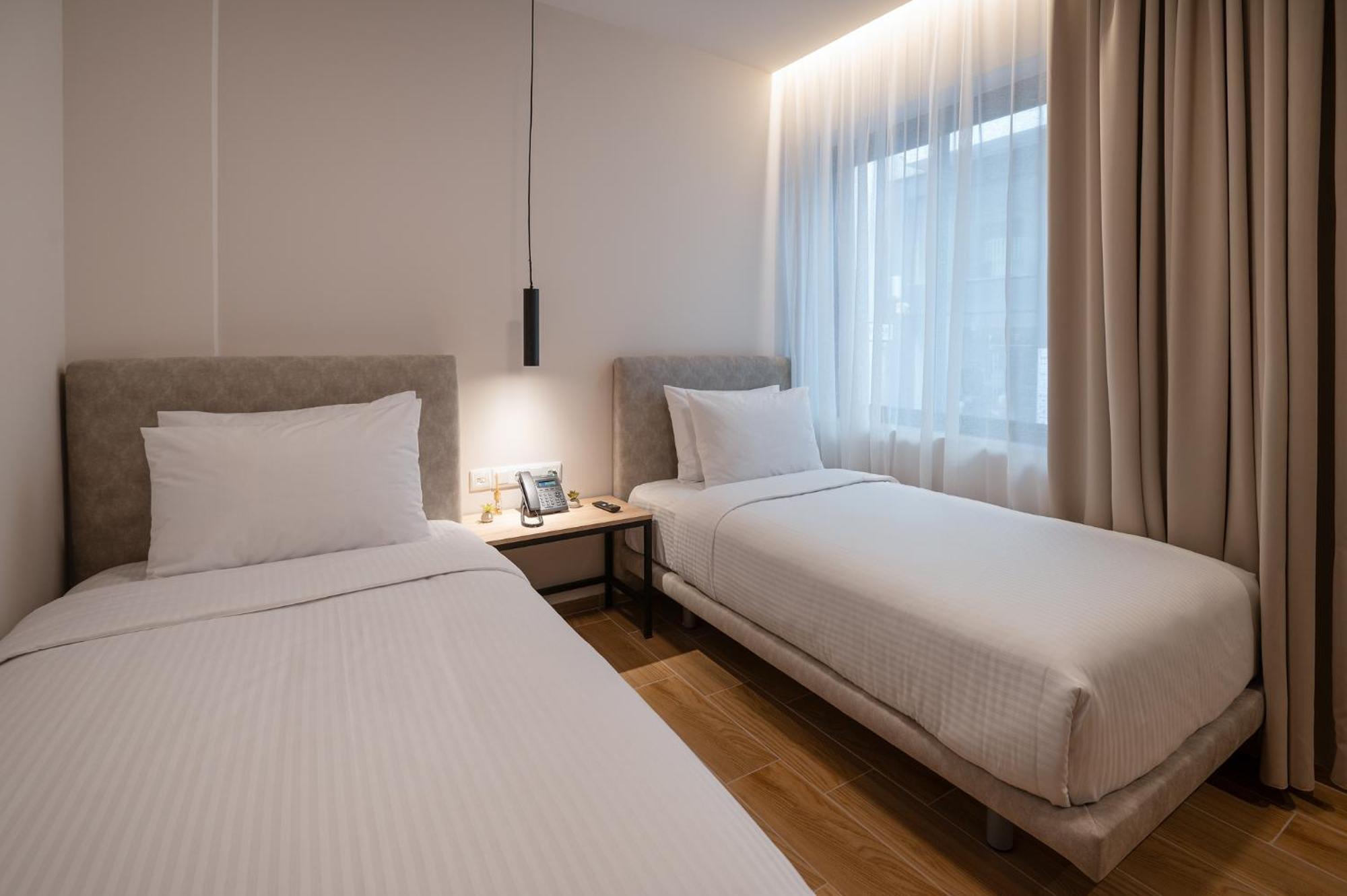 Ira - Ηρα Hotel 칼라마타 외부 사진