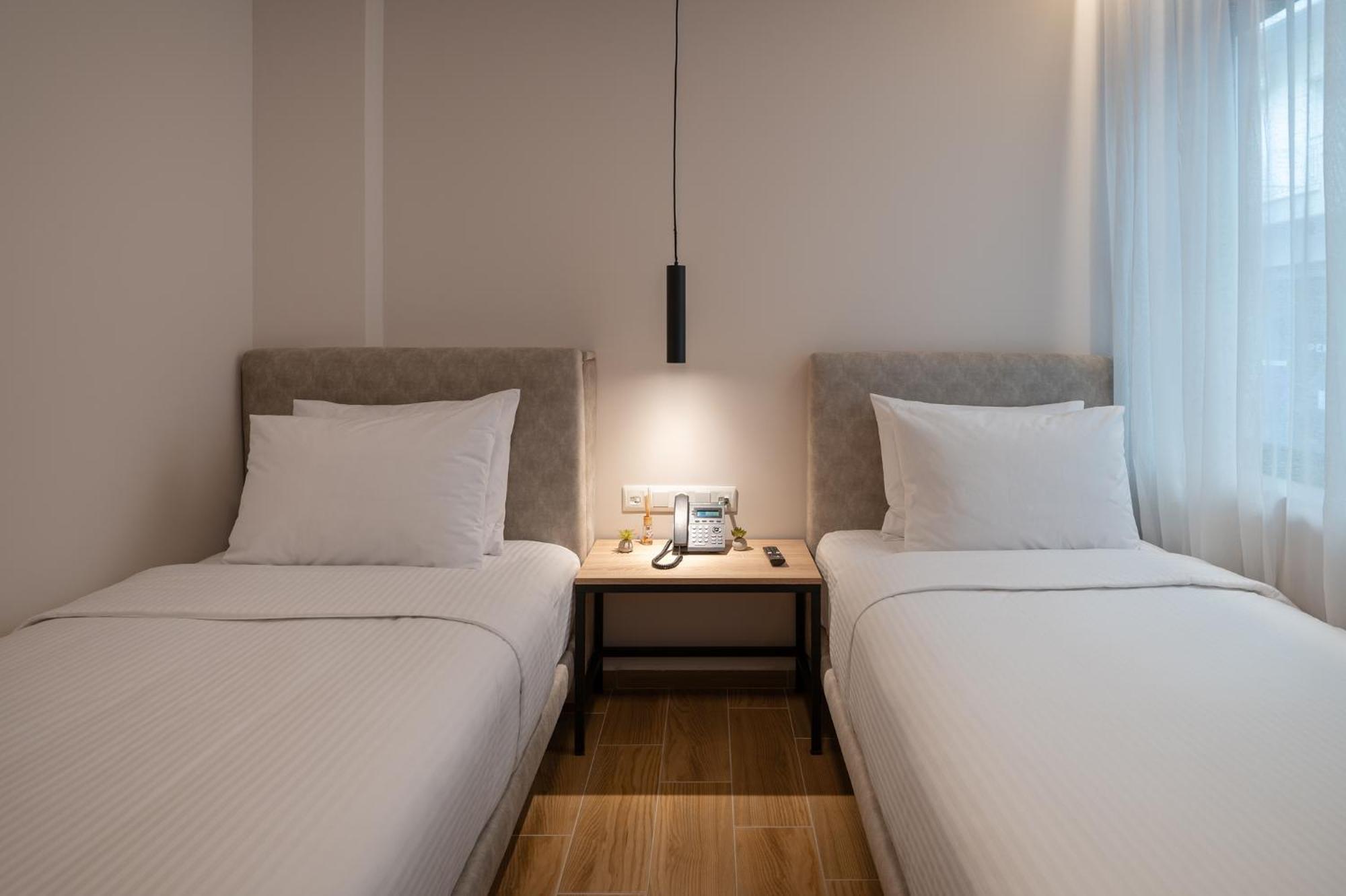 Ira - Ηρα Hotel 칼라마타 외부 사진