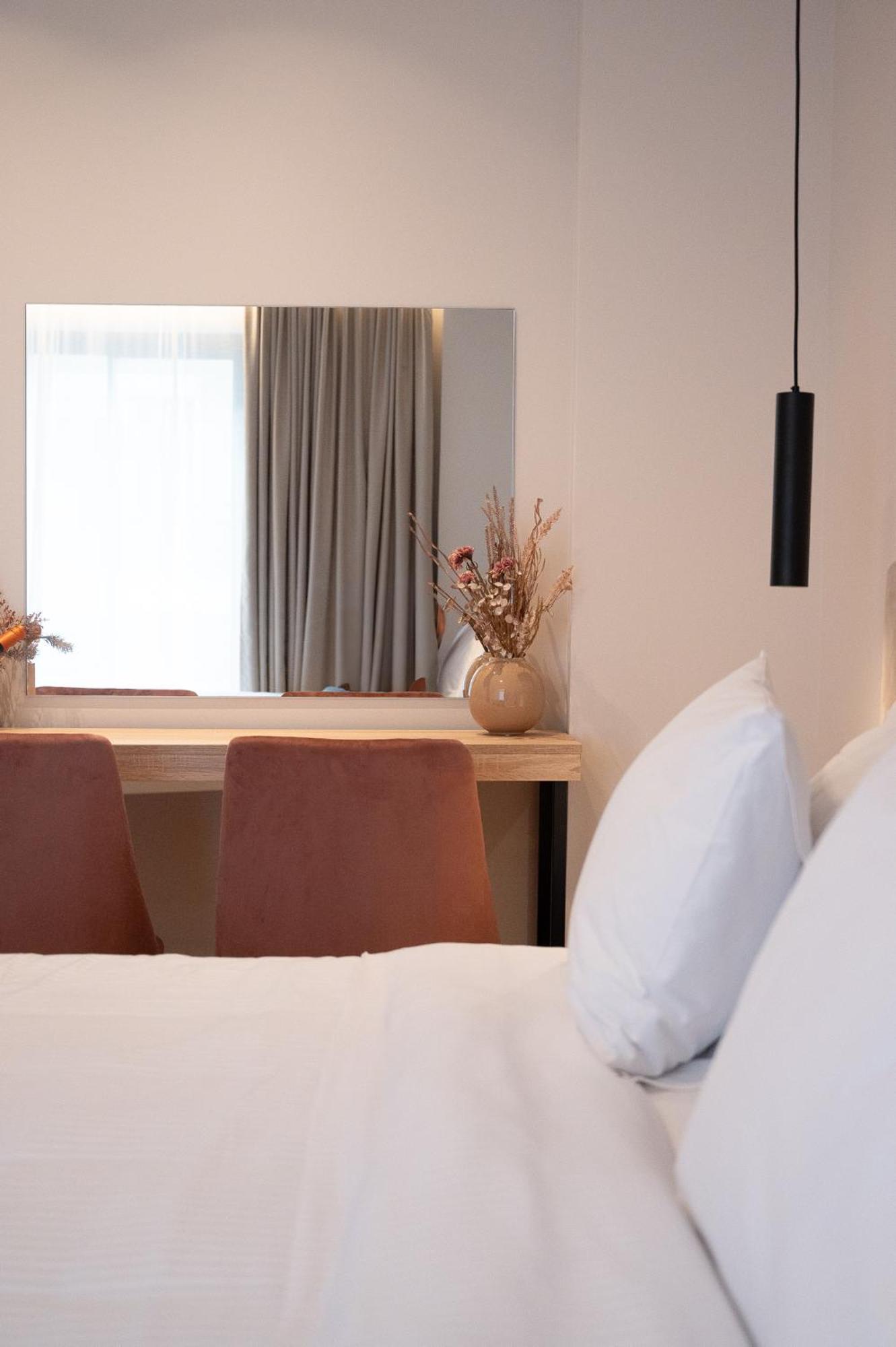 Ira - Ηρα Hotel 칼라마타 외부 사진