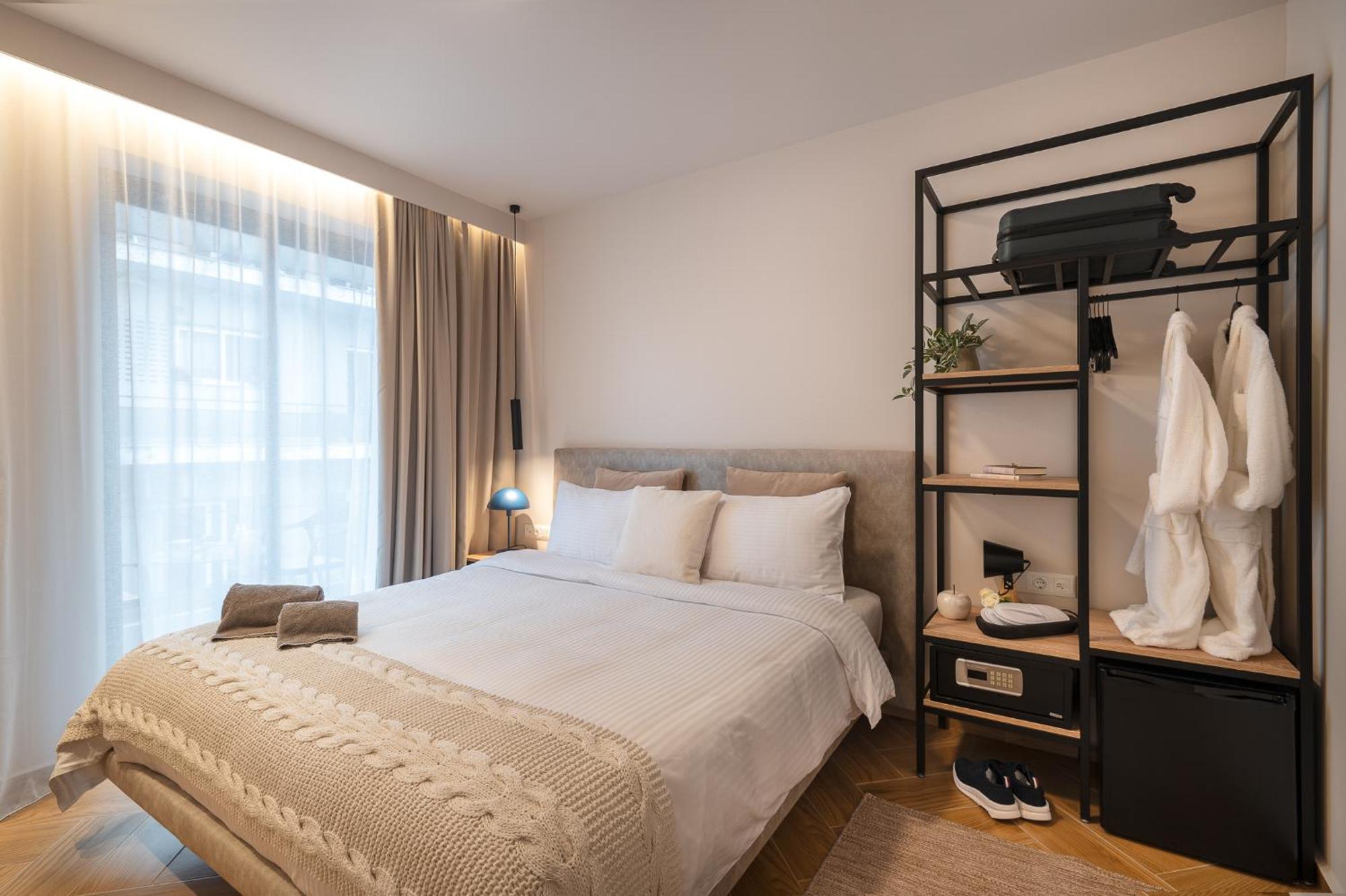 Ira - Ηρα Hotel 칼라마타 외부 사진